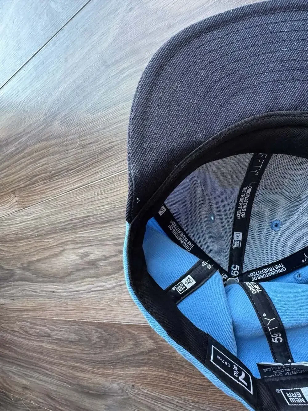 New Era 59FIFTY North Carolina Tar Heels Fitted Hat Size 7 3/8